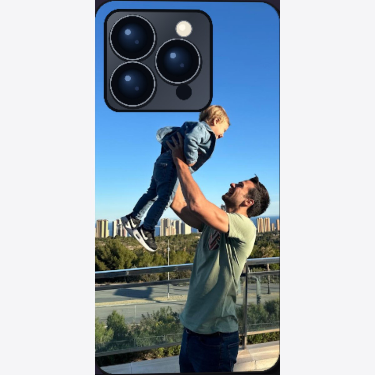 Capa de iPhone personalizada com foto de pai e filho